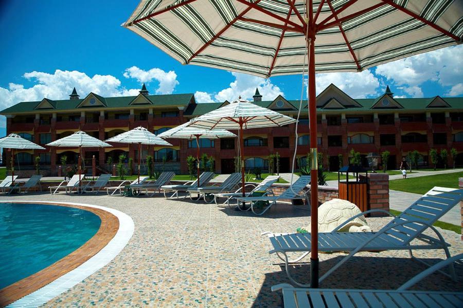 Morelux Boutique Hotel Kapchagay Exterior foto